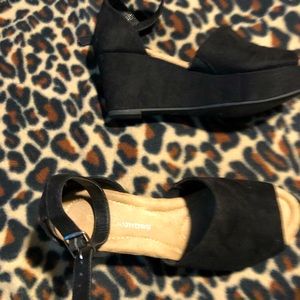 Suede wedges